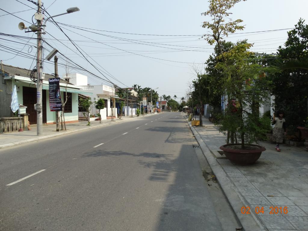 Yellow House Homestay Hoi An Bagian luar foto