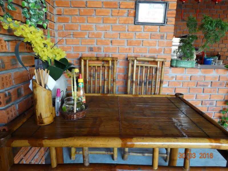 Yellow House Homestay Hoi An Bagian luar foto